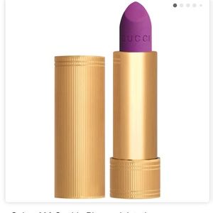 Gucci
Velvet Matte Lipstick
